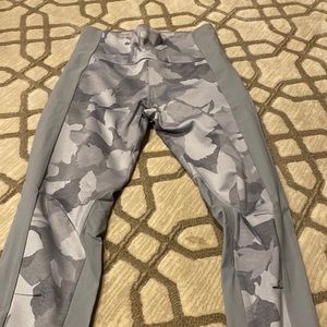 Athleta Camo leggings